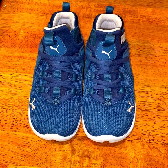 Puma Girls Size 10C Navy Blue & Light Pink SlipOn Sneakers - Picture 2 of 6